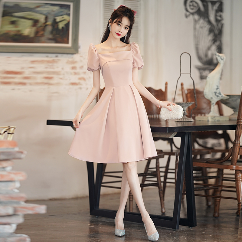 ชุดราตรี ชุดราตรีสวยหรู แบบ ทันสมัย Evening dress