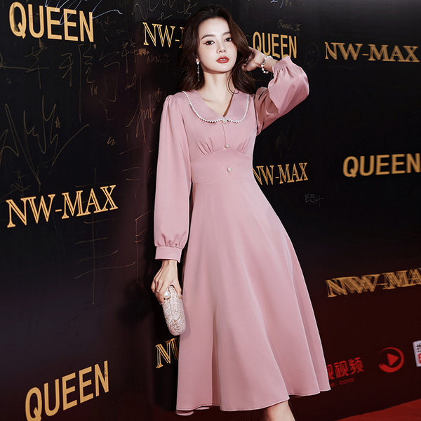 ชุดราตรี ชุดราตรีสวยหรู แบบ ทันสมัย Evening dress