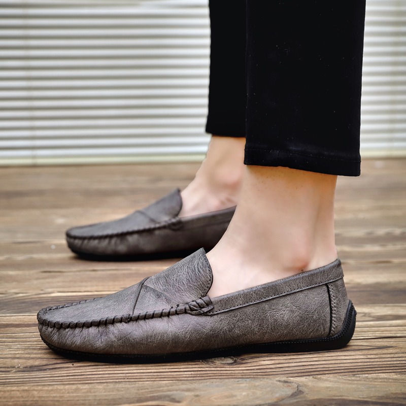 รองเท้าหนังผู้ชาย มีไซส์39-44 รองเท้าโลฟเฟอร์ชาย Slip-On Shoes