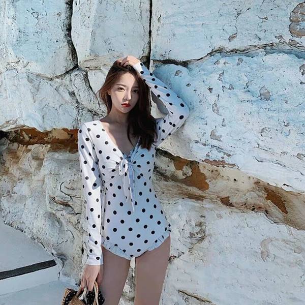 ชุดว่ายน้ำผู้หญิง ชุดว่ายน้ำน่ารัก Bikini ชุดไปทะเล