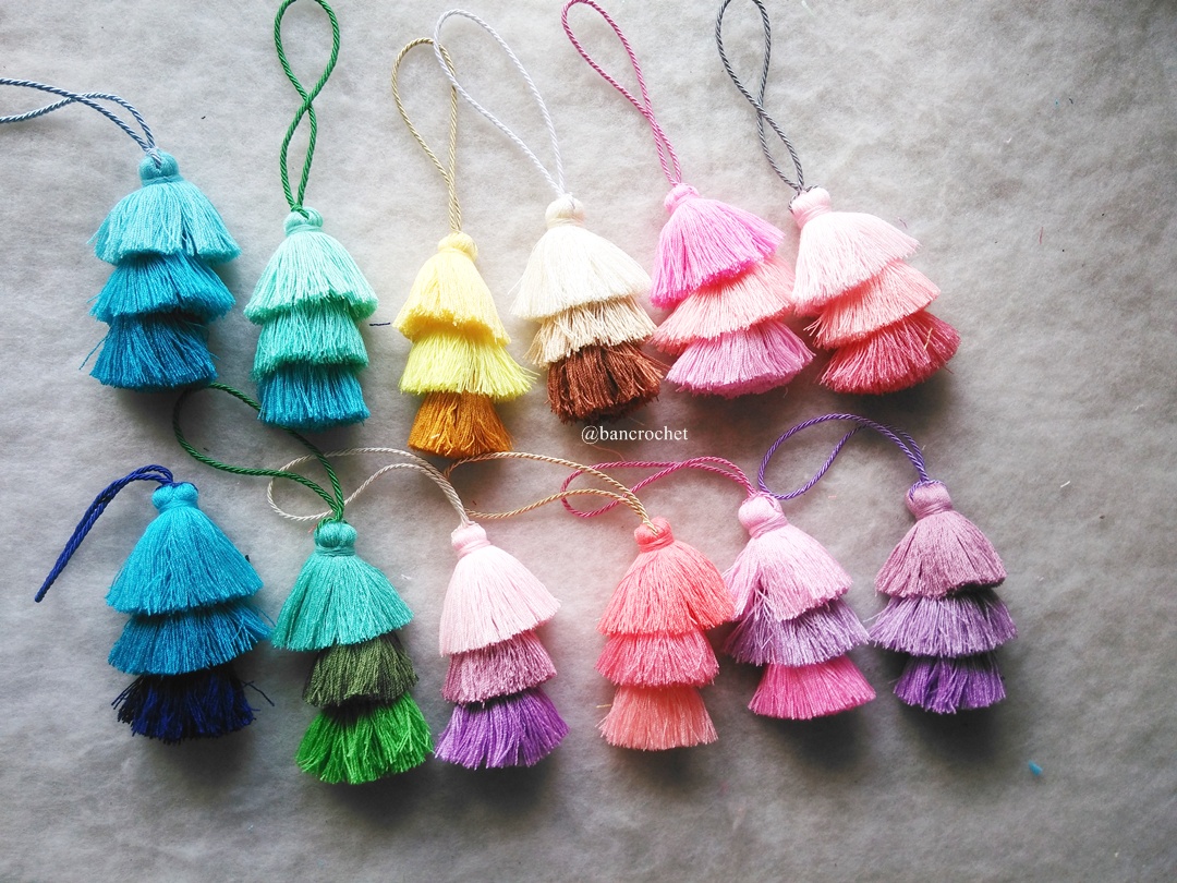 (ราคาส่ง) พวงกญแจพู่แขวนกระเป๋า Tassel keychains หลากสี 5.5-6 นิ้ว