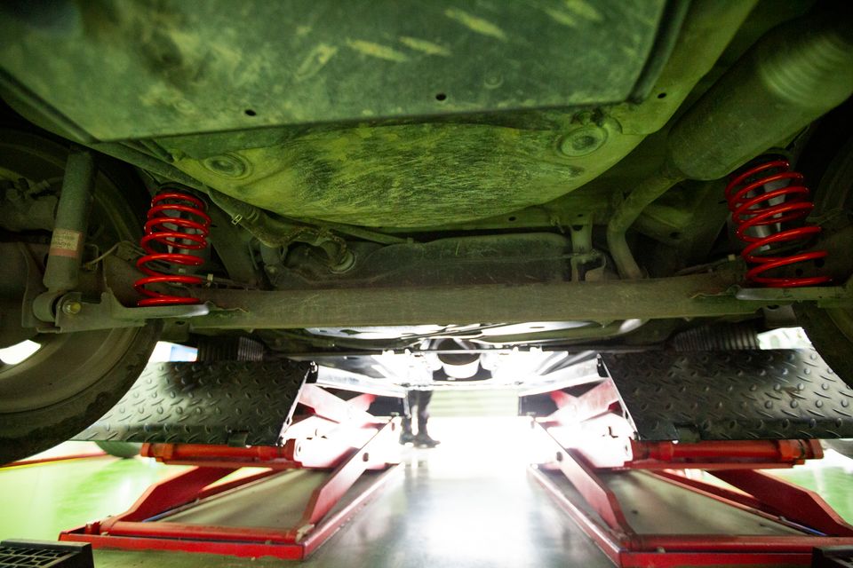 YSS สปริงรถยนต์ Suzuki All New Swift ปี18-24 (โหลด เเละสเเตนดาร์ด)