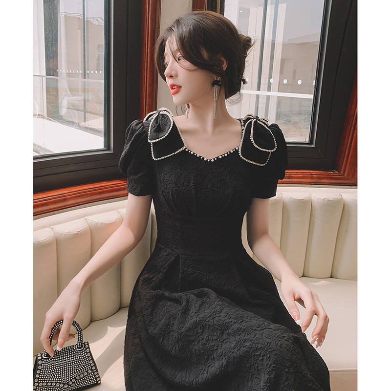 ชุดราตรี ชุดราตรีสวยหรู แบบ ทันสมัย Evening dress
