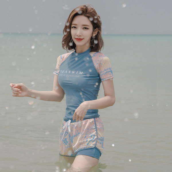 ชุดว่ายน้ำผู้หญิง ชุดว่ายน้ำน่ารัก Bikini ชุดไปทะเล