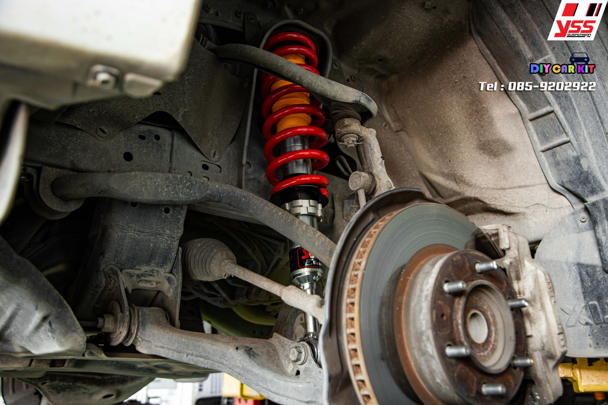 โช๊คอัพ Monotube สปริง YSS รุ่น E-series รถ Toyota Revo 15> ตัวเตี้ย