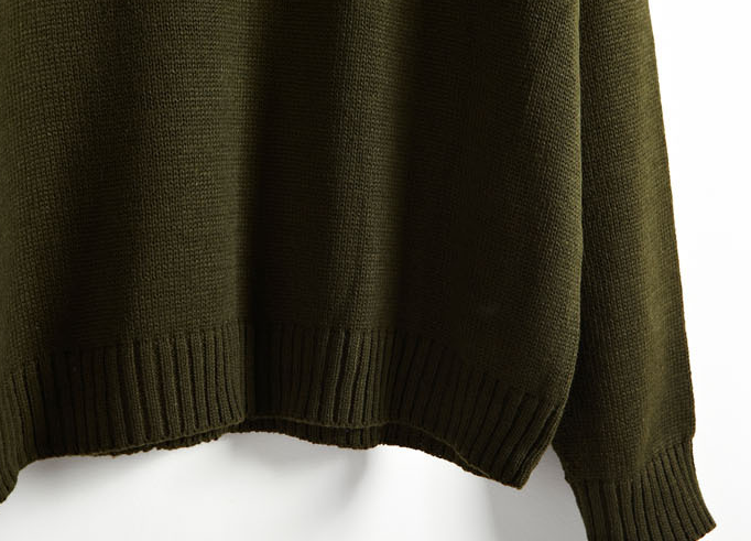 Sweater เสื้อสเวทเตอร์แขนยาว สีเขียวขี้ม้า ทรงสวย จะใส่เดี่ยวไหรือใส่โค้ทคลุมก็เริ่ด