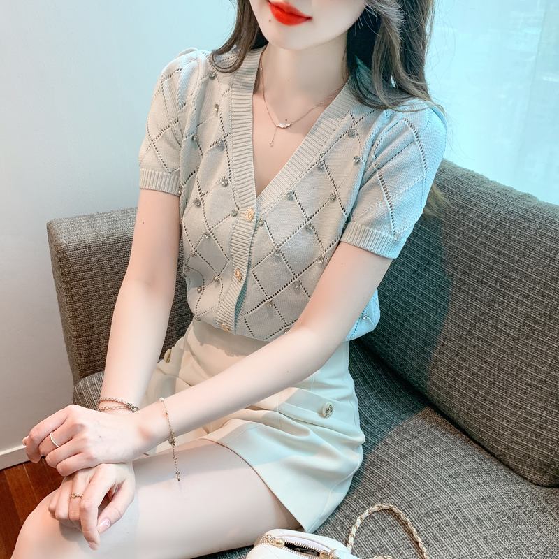 เสื้อผ้าวัยรุ่นเกาหลี เสื้อยืดวัยรุ่นผู้หญิง มีขนาด S M L XL