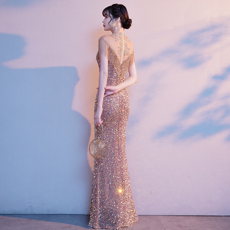 ชุดราตรี ชุดราตรีสวยหรู แบบ ทันสมัย Evening dress