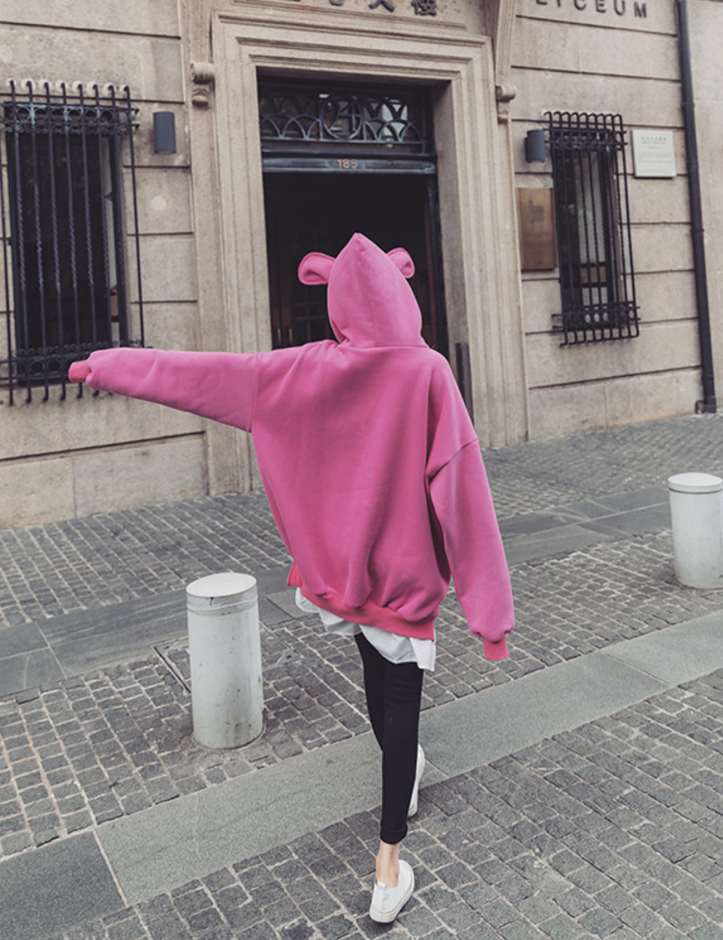 เสื้อกันหนาวฮู้ดดี้ แฟชั่นเกาหลี หูหมี ผ้าเนื้อนุ่ม ด้านในเป็นผ้าสำลี กันหนาวได้จ้า พร้อมส่ง งานจริงในภาพสุดท้าย ชมพู