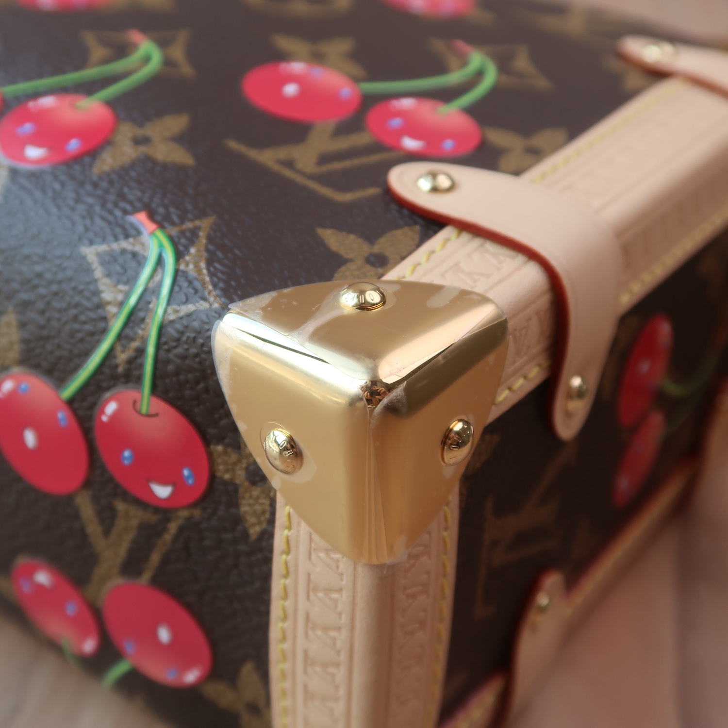 LVxMurakami Monogram Cherry Side Trunk MM (พารากอน 8 วัน)