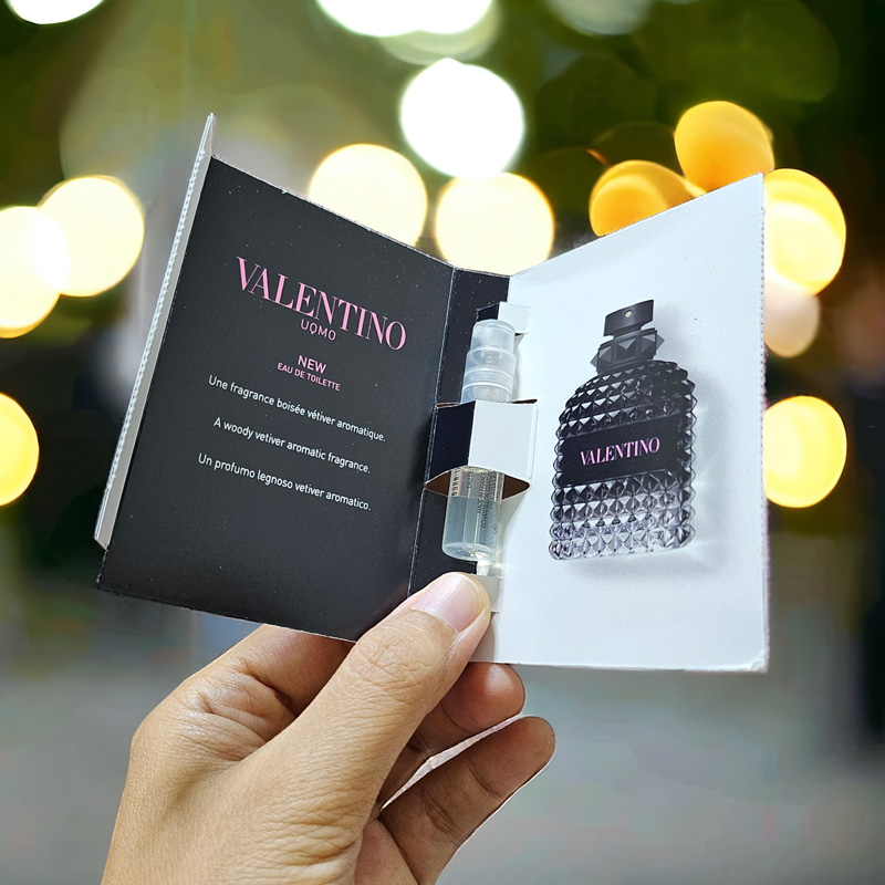 Valentino UOMO Born in Roma (EAU DE TOILETTE) 1.2 ml.