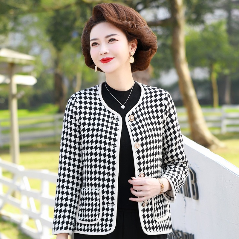 เสื้อผ้าแฟชั่นสุภาพสตรีวัยผู้ใหญ่(อก35-44นิ้ว)ใส่ได้