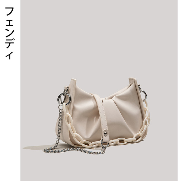 กระเป๋าสะพายข้างผู้หญิง กระเป๋าสะพายสไตล์เกาหลี By Japanese フェンディ authentic bag