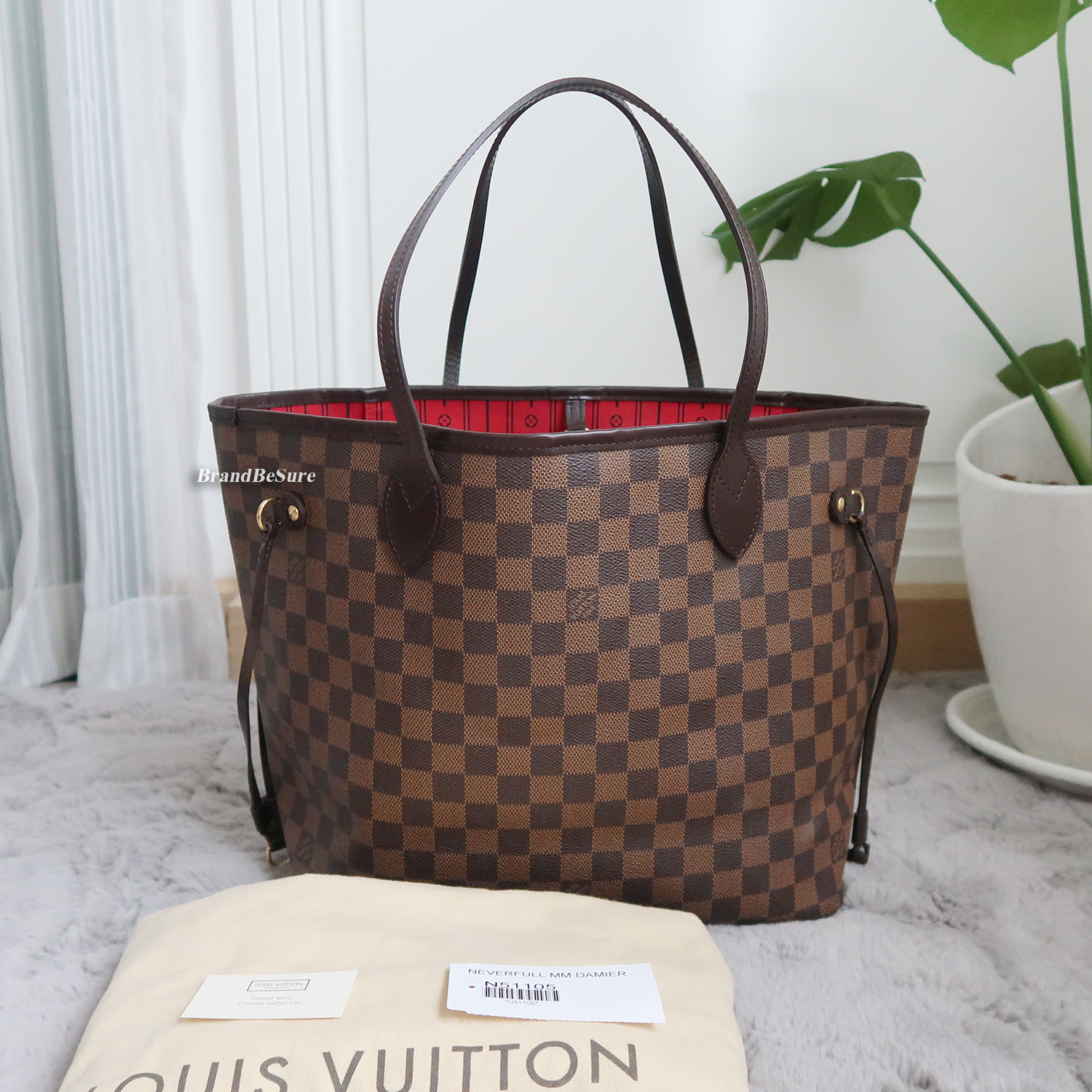Louis Vuitton Damier Ebene Neverfull MM