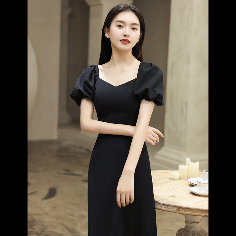 ชุดราตรี ชุดราตรีสวยหรู แบบ ทันสมัย Evening dress