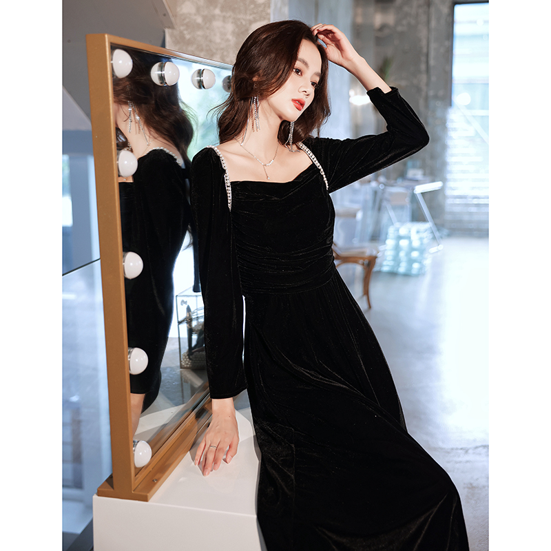 ชุดราตรี ชุดราตรีสวยหรู แบบ ทันสมัย Evening dress