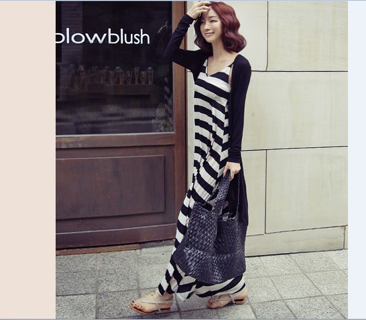 เสื้อคลุมตัวยาว ทรงสวย พร้อมส่ง สีดำ ผ้าดีค่ะ ดำ