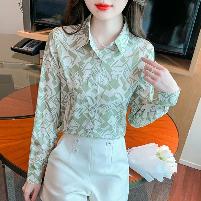เสื้อเชิ้ตผู้หญิงแขนยาว เสื้อเชิ้ตผู้หญิงใส่ทํางาน 390 บาทต่อชิ้น ฟรีค่าจัดส่ง
