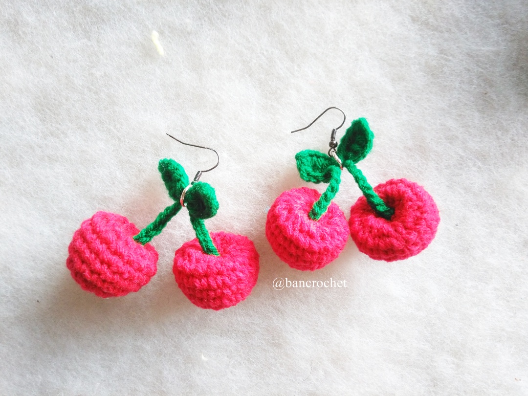 ต่างหูถักสับปะรดปอมปอม earrings pompoms หลากสี