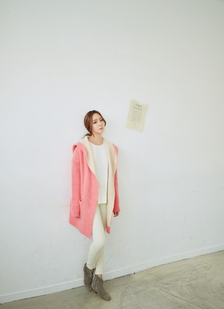 เสื้อกันหนาวฮู้ดดี้ ทรงเก๋ๆ แบบเกาหลี ผ้าเนื้อนิ่ม พร้อมส่ง สีชมพูโอรส น่ารักมากๆค่ะ สีชมพูโอรส