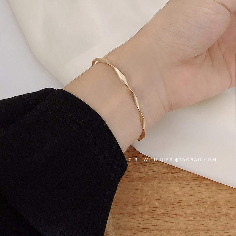 สร้อยข้อมือ สร้อยข้อมือแฟชั่น
