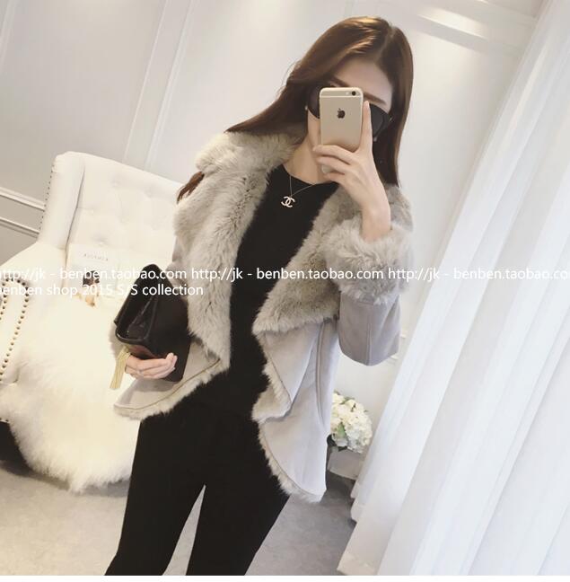เสื้อโค้ทกันหนาว ทรงสวย ผ้าหนังกลับแต่งขนเฟลอ ด้านในบุขนแกะ สวยเก๋ อุ่นมากกกก พร้อมส่งเลยจ้า งานตามแบบ 100%