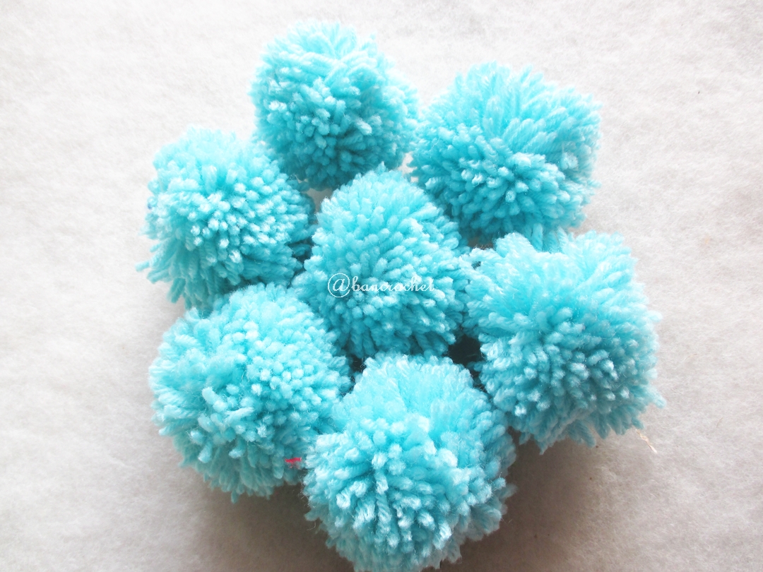 ปอมปอมไหมพรมสีชมพูอมแดง ขนาด 2 นิ้ว pompoms crochet