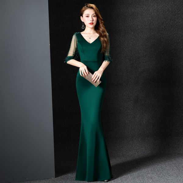 ชุดราตรี ชุดราตรีสวยหรู แบบ ทันสมัย Evening dress
