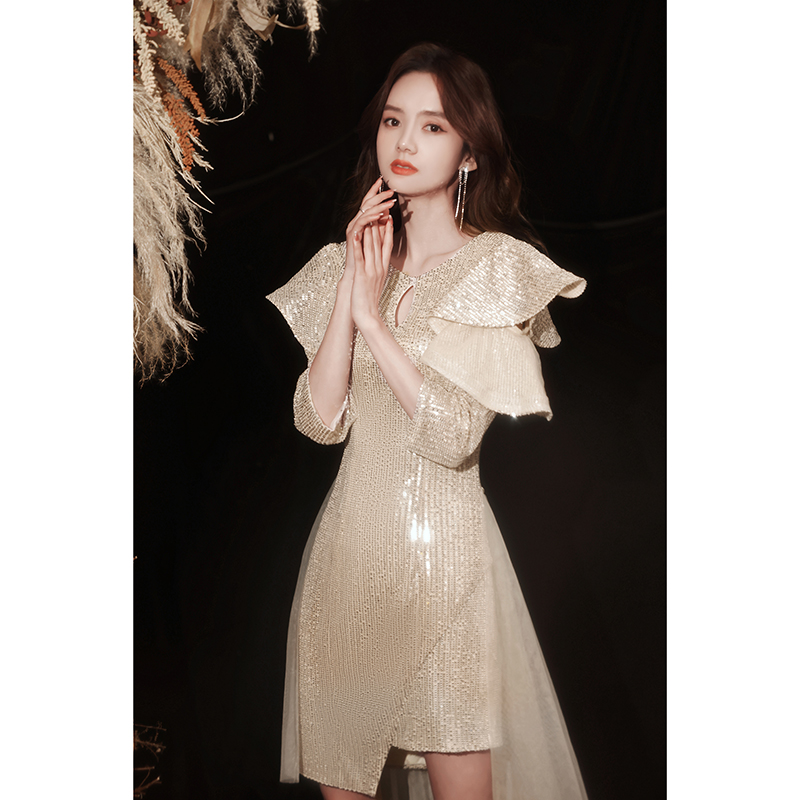 ชุดราตรี ชุดราตรีสวยหรู แบบ ทันสมัย Evening dress