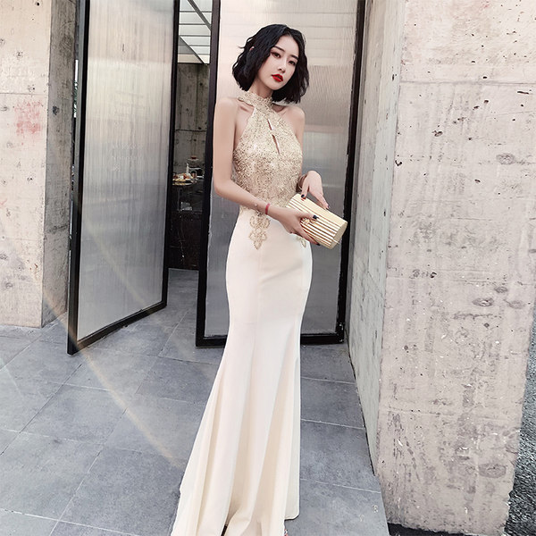 ชุดราตรี ชุดราตรีสวยหรู แบบ ทันสมัย Evening dress