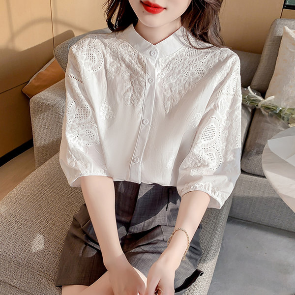 เสื้อลูกไม้ แขนสั้น
