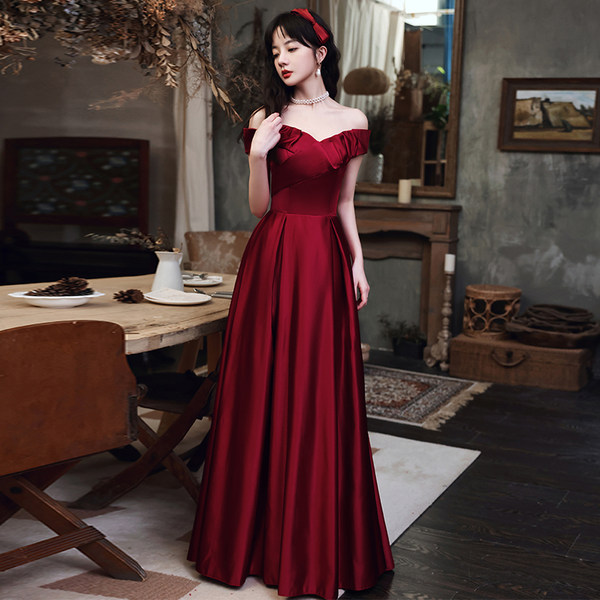 ชุดราตรี ชุดออกงาน ดีไซน์หรู แบรนด์ Angel