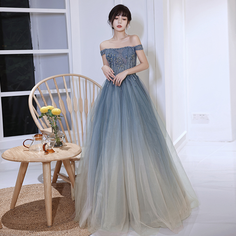 ชุดราตรี ชุดราตรีสวยหรู แบบ ทันสมัย Evening dress