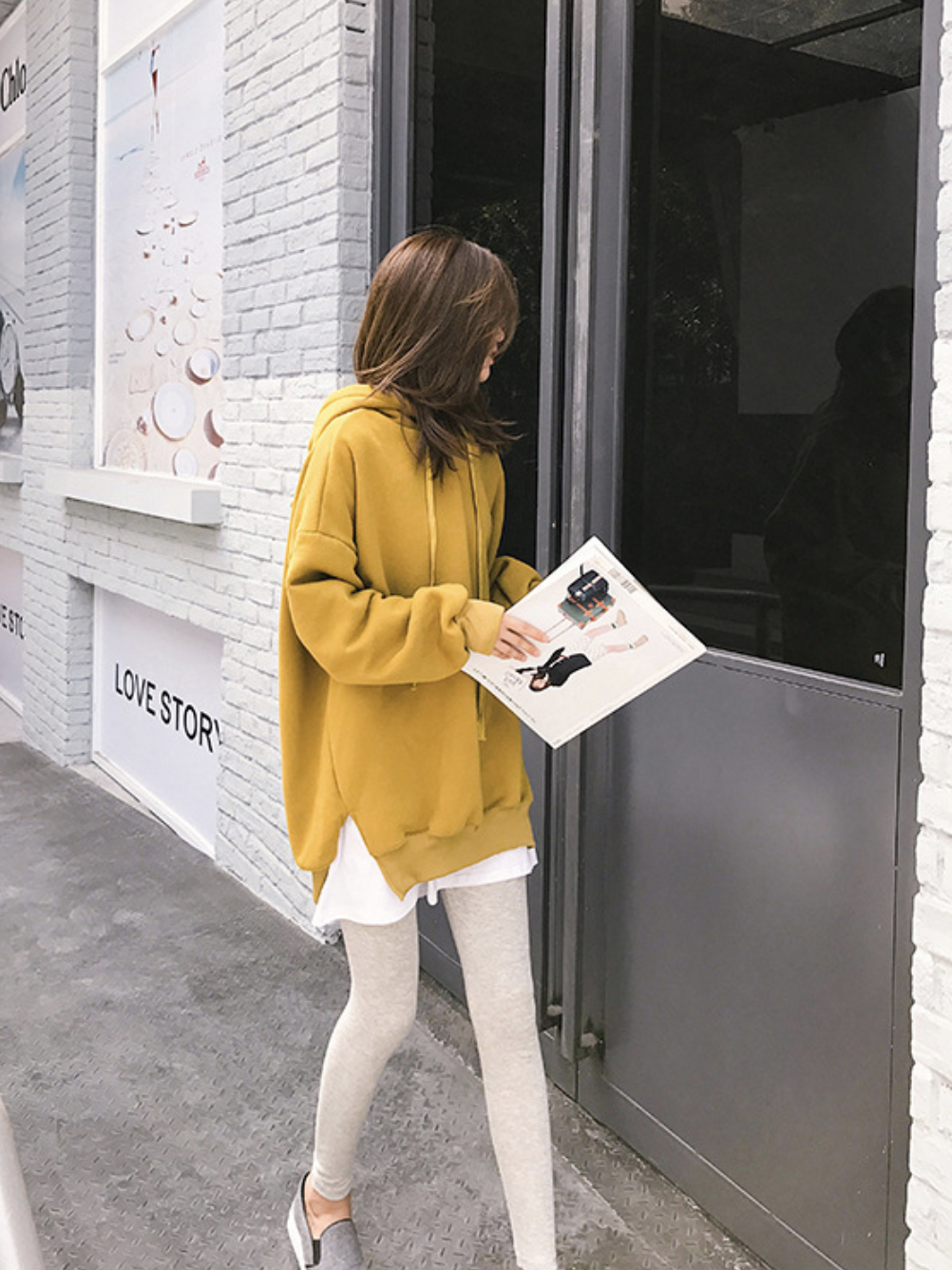 เสื้อกันหนาวฮู้ดดี้ แฟชั่นเกาหลี หูหมี ผ้าเนื้อนุ่ม ด้านในเป็นผ้าสำลี กันหนาวได้จ้า พร้อมส่ง งานจริงในภาพสุดท้าย เหลือง