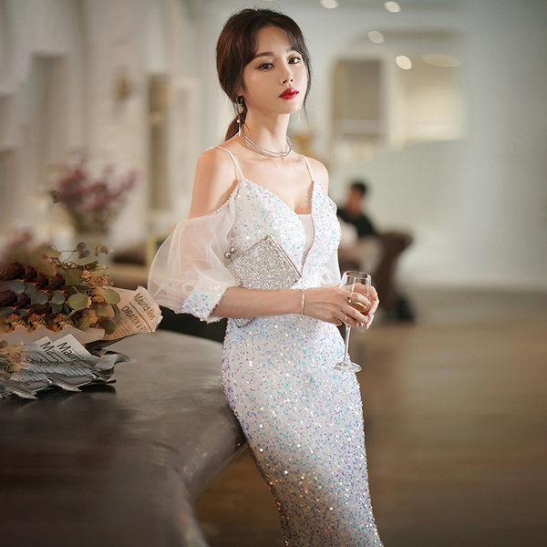 ชุดราตรี ชุดราตรีสวยหรู แบบ ทันสมัย Evening dress