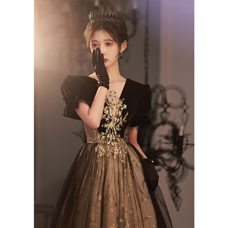 ชุดราตรี ชุดราตรีสวยหรู แบบ ทันสมัย Evening dress