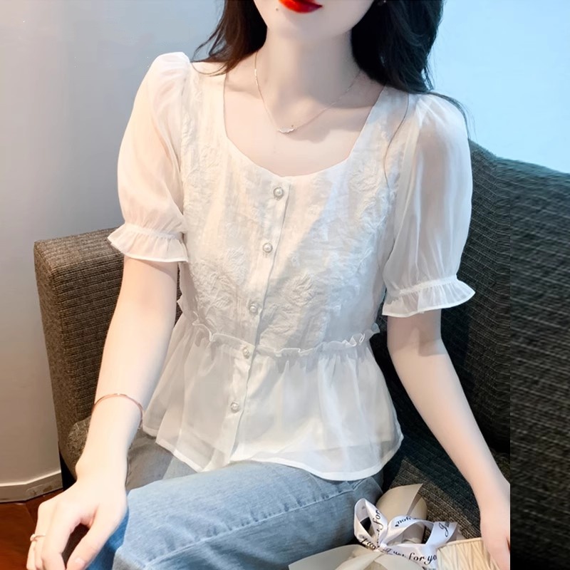 เสื้อเชิ้ตผู้หญิงใส่ทํางาน 390 บาทต่อชิ้น ฟรีค่าจัดส่ง