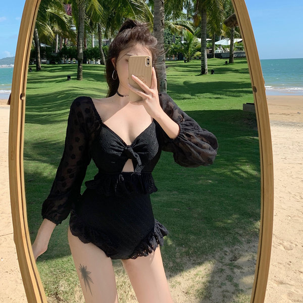 ชุดว่ายน้ำผู้หญิง ชุดว่ายน้ำน่ารัก Bikini ชุดไปทะเล