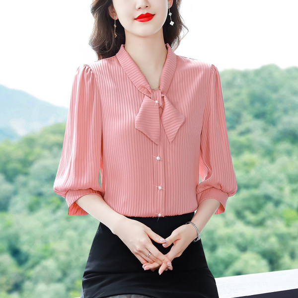 เสื้อลูกไม้ แขนสั้น