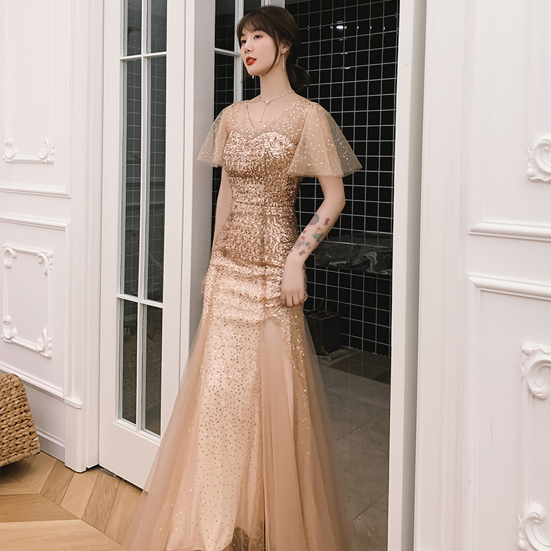 ชุดราตรี ชุดราตรีสวยหรู แบบ ทันสมัย Evening dress