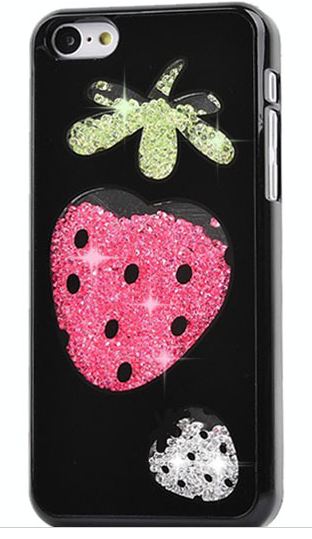 เคส iPhone 5c ประดับเม็ดคริสตัล ด้านใน คล้ายเม็ดทราย เคส แบบ เก๋ งาน Hand made ไม่ซ้ำใคร ลายผลสตอเบอร์รี่ สีดำ สีขาว no 98246_2