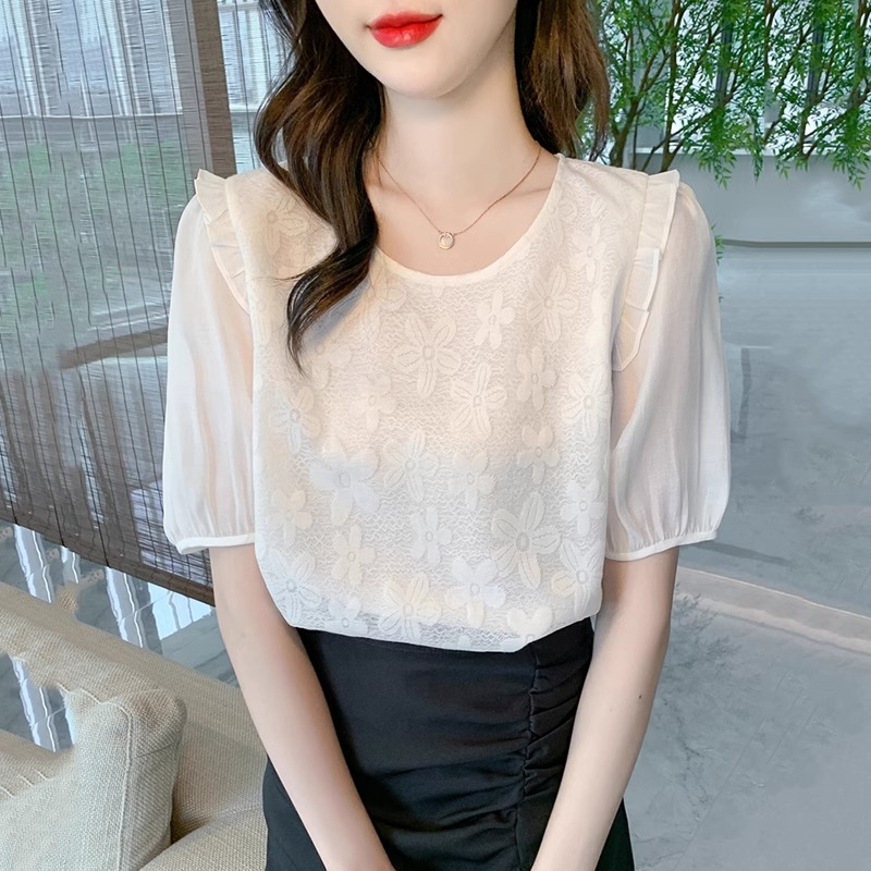 เสื้อเชิ้ตผู้หญิงใส่ทํางาน 390 บาทต่อชิ้น ฟรีค่าจัดส่ง