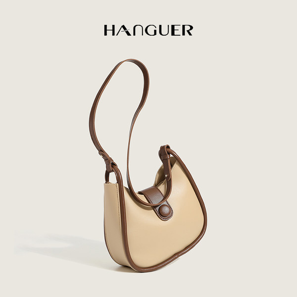 กระเป๋าสะพายข้างผู้หญิง กระเป๋าสะพายสไตล์เกาหลี By HANGUER&CK