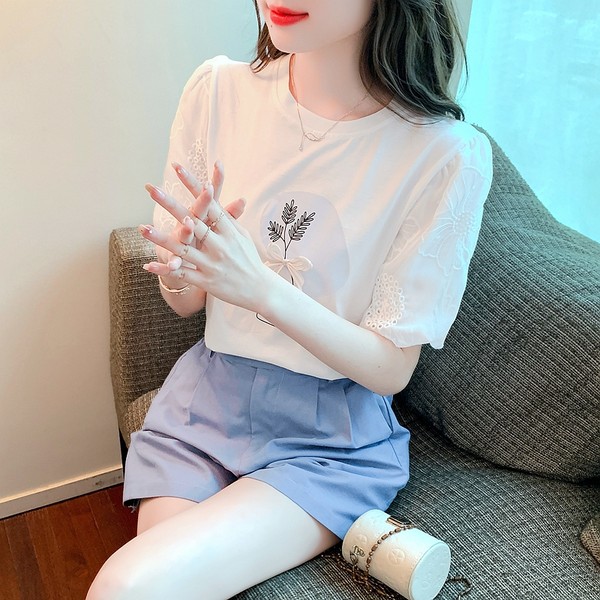 เสื้อลูกไม้ แขนสั้น
