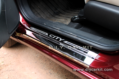 ชายบันไดสแตนเลส ใส่ New City 2014-2019