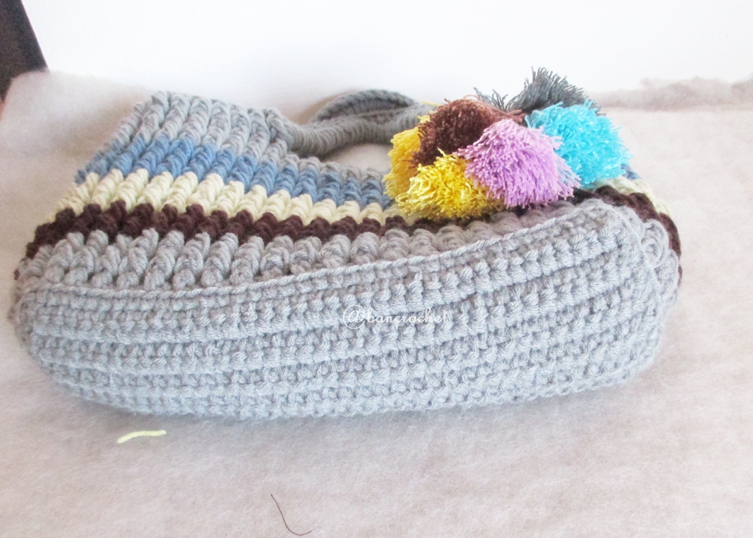 กระเป๋าถักโครเชต์สีเทาสลับสี handbag crochet