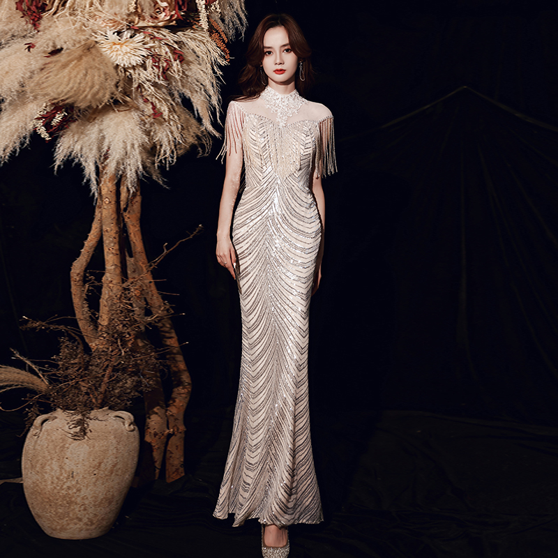 ชุดราตรี ชุดราตรีสวยหรู แบบ ทันสมัย Evening dress