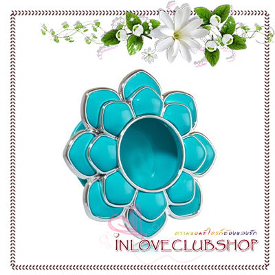 Bath & Body Works / Car Fragrance Holder (Blue Flower) *Visor Clip
