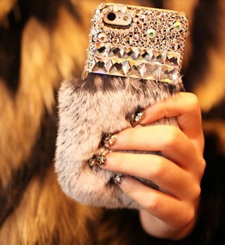 เคส iphone 5s เคสขนเฟอร์ ขนกระต่าย สุดนุ่ม ครึ่งบน ตกแต่งคริสตัล เพิ่มความหรูหรา เคสไฮโซ สวยเก๋ ไม่ซ้ำใคร no 187453