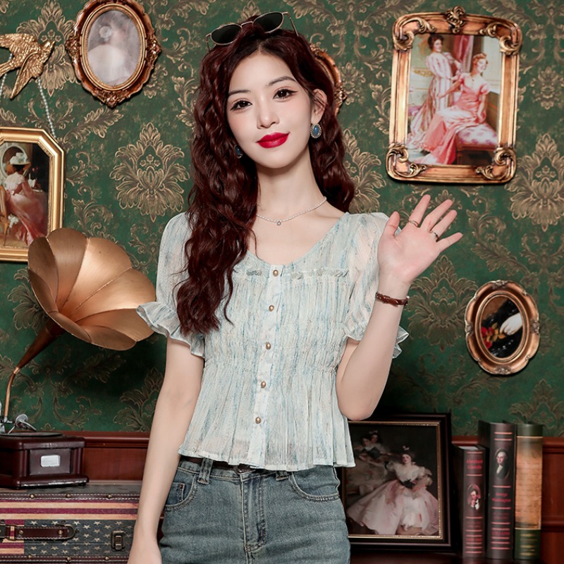 เสื้อเชิ้ตผู้หญิงใส่ทํางาน 390 บาทต่อชิ้น ฟรีค่าจัดส่ง